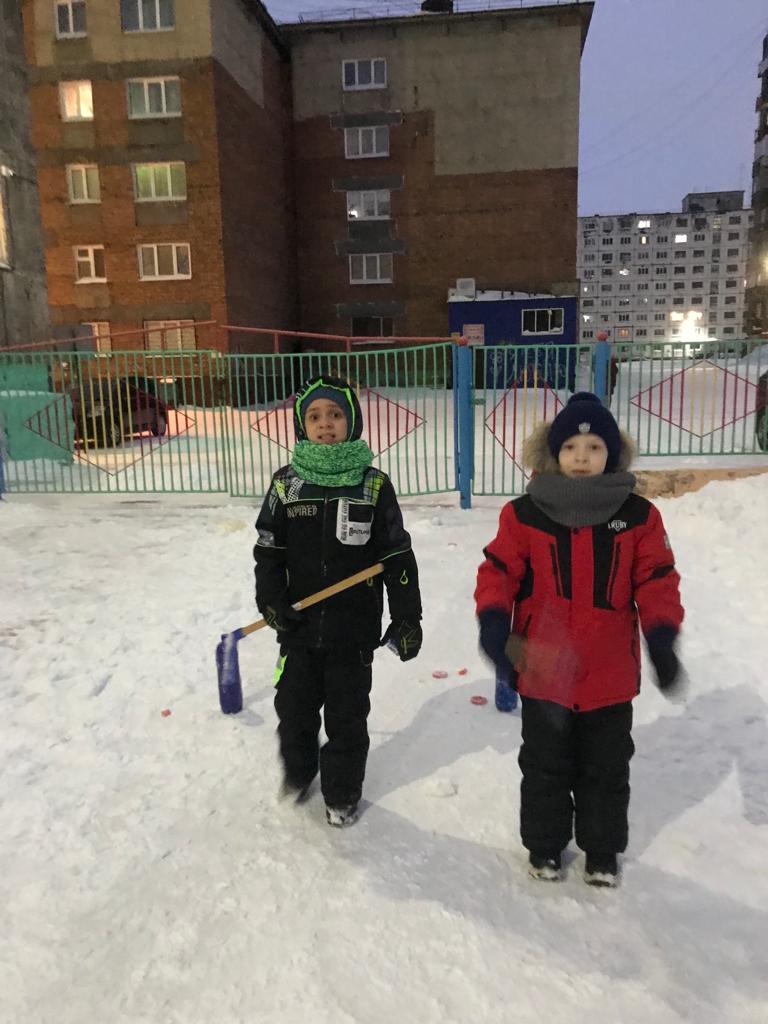 Зимние забавы – любимое развлечение дошколят — Муниципальное учреждение  «Управление общего и дошкольного образования Администрации города Норильска»